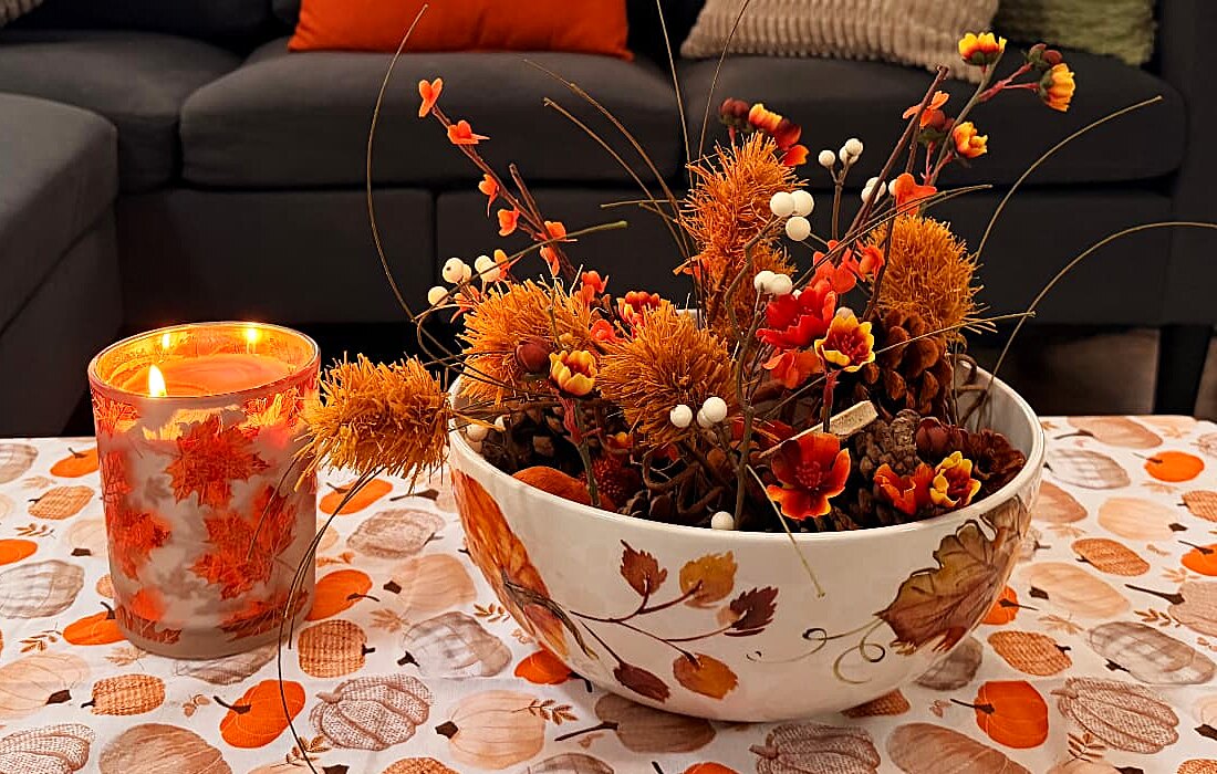 Autumn leaf jar