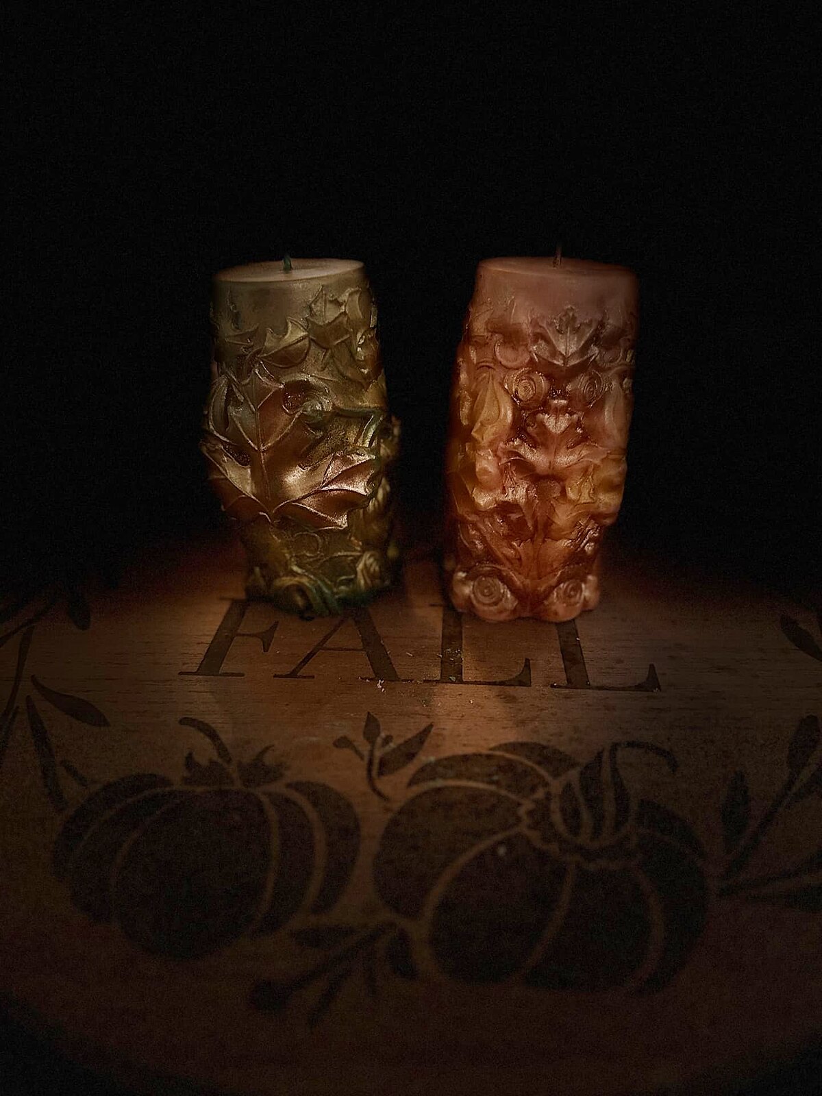 Carved gold-leaf pillars