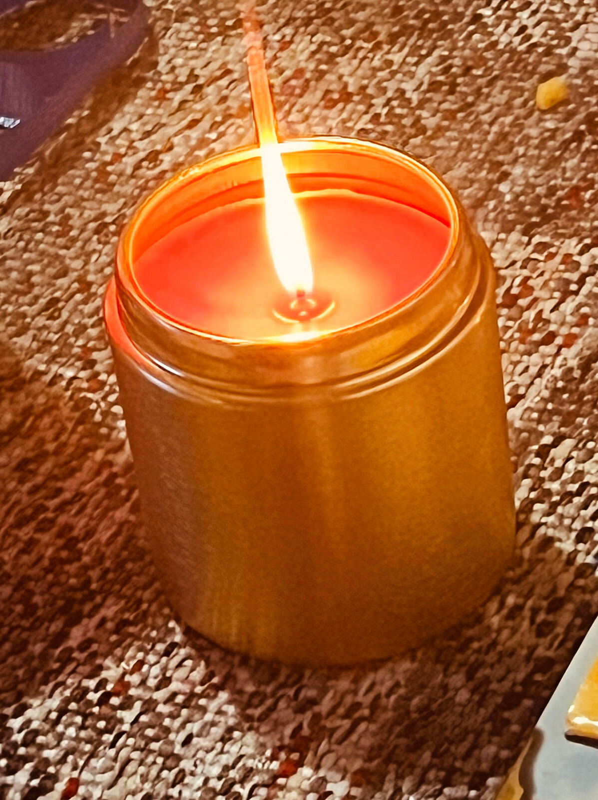 Golden jar glow