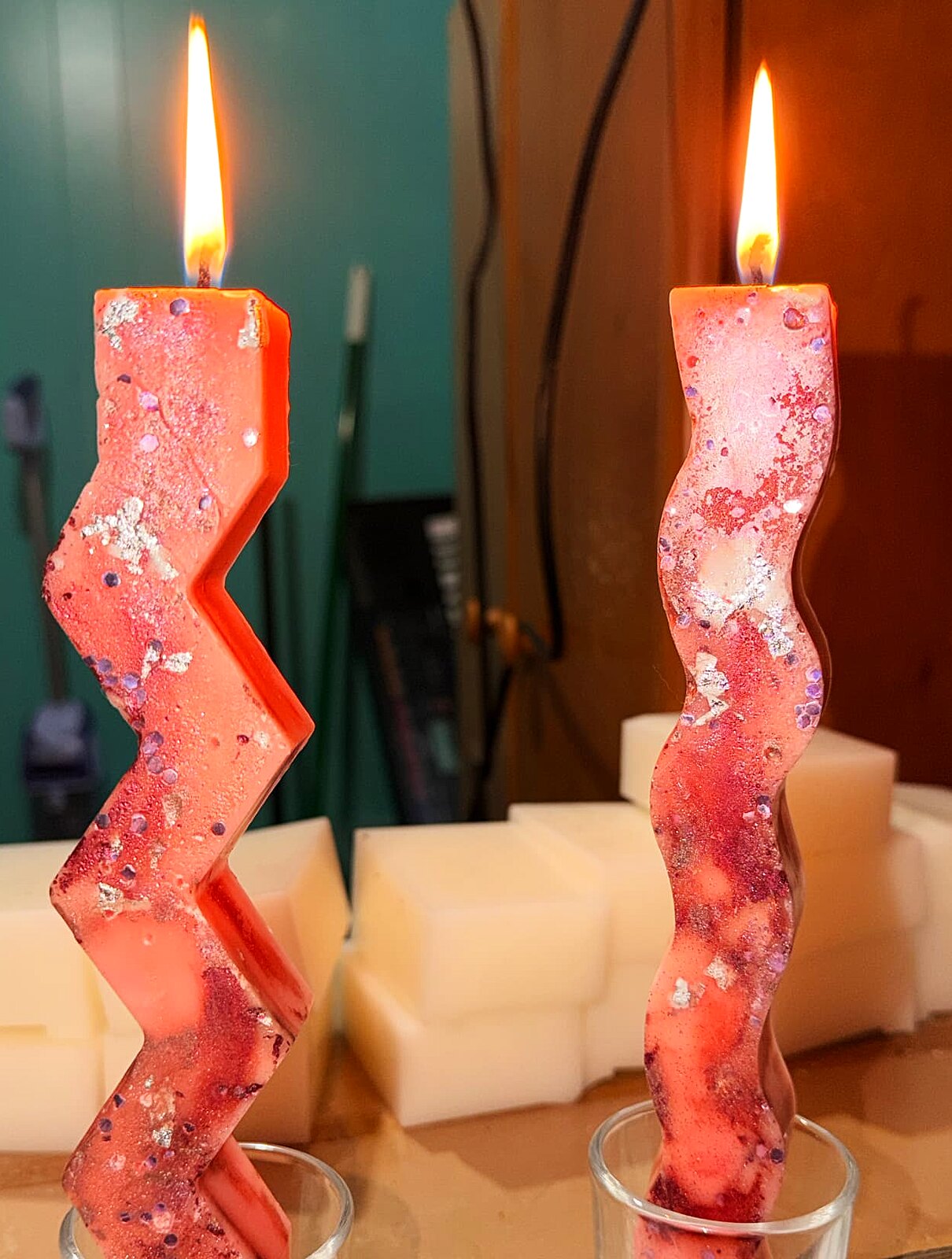 Wavy glitter tapers